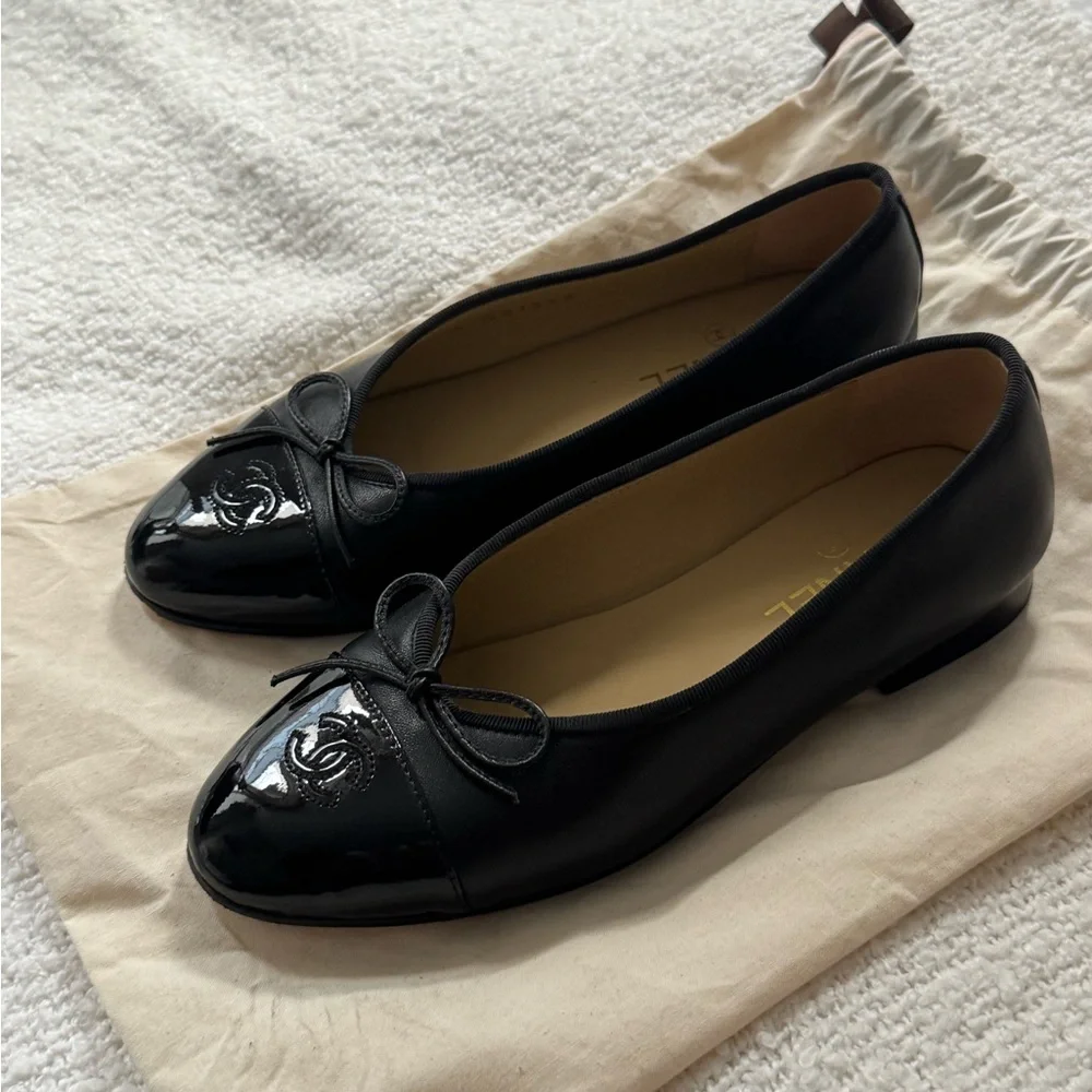 Chanel Black Leather Ballet Flats with Patent Toe